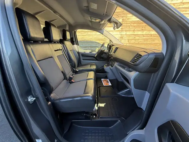 Peugeot Expert view 17