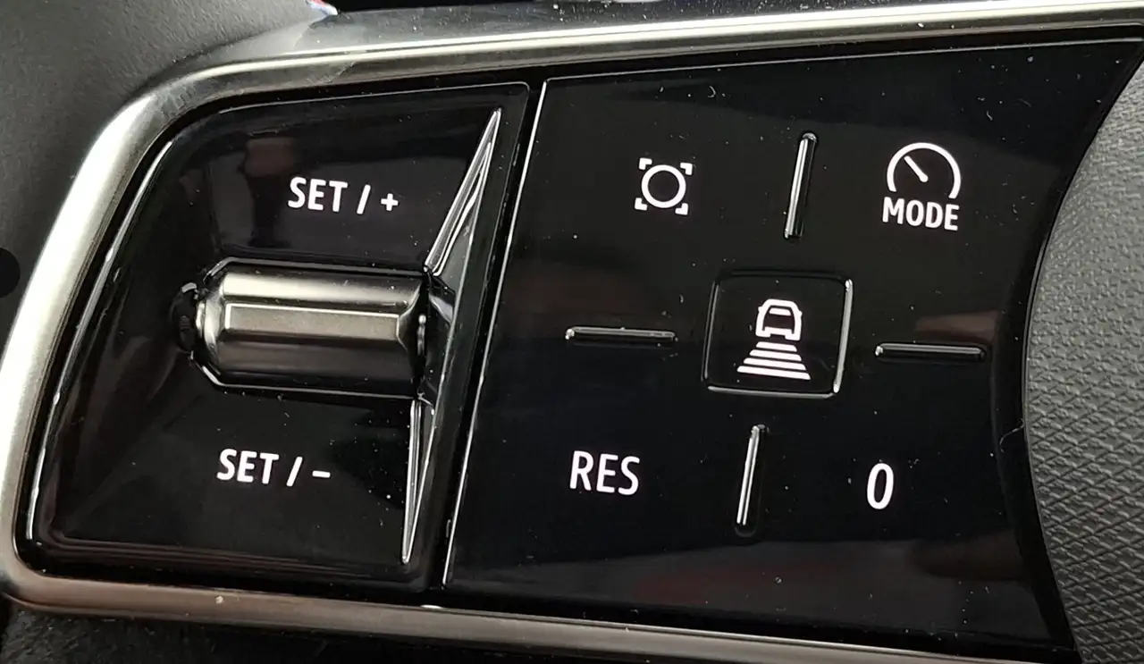 Renault Scenic 2026 — фото 16