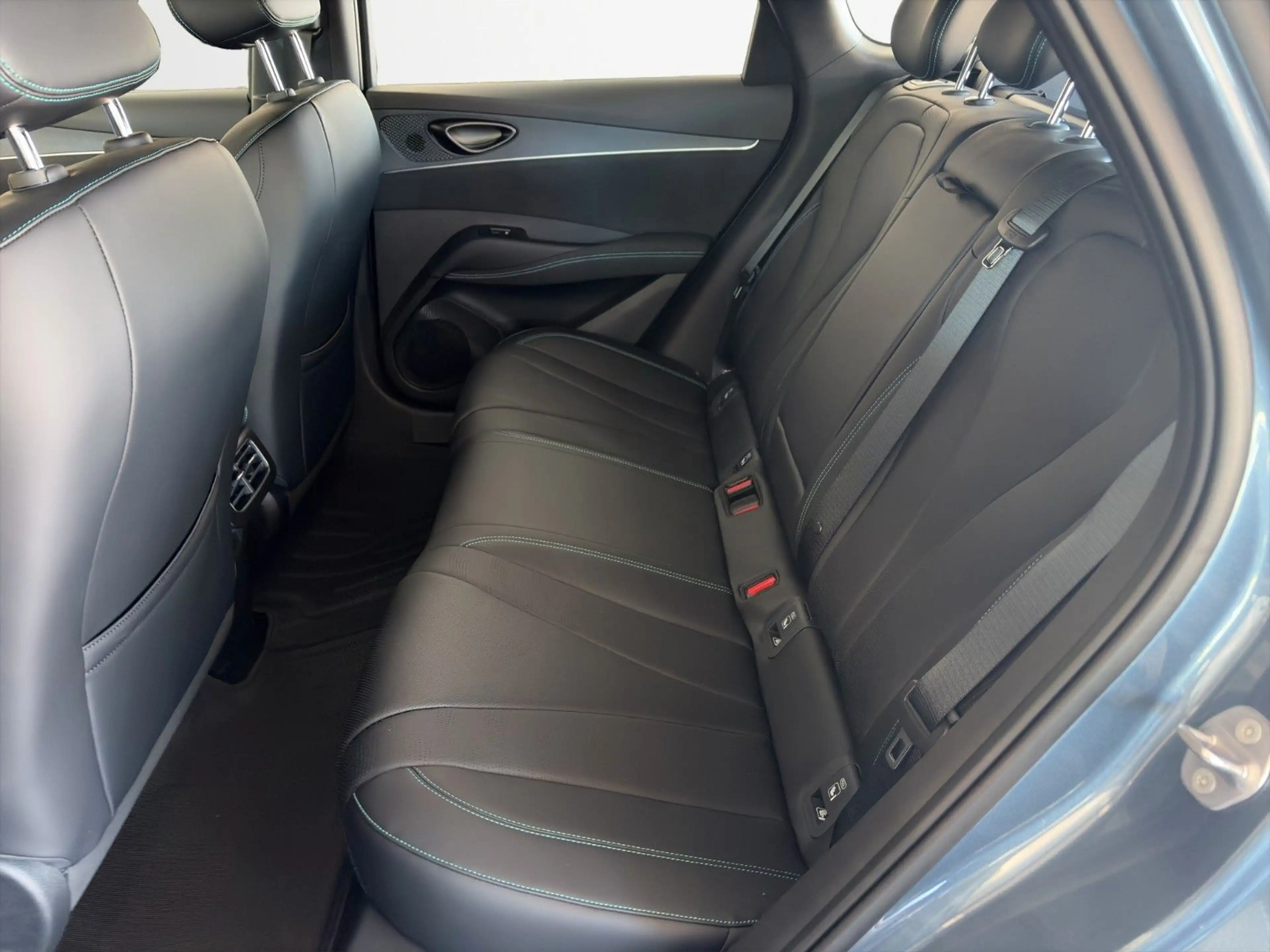 BYD Seal 6 DM-i TOURING Boost /LED/17Z/NAV/ACC/RFK — photo 10