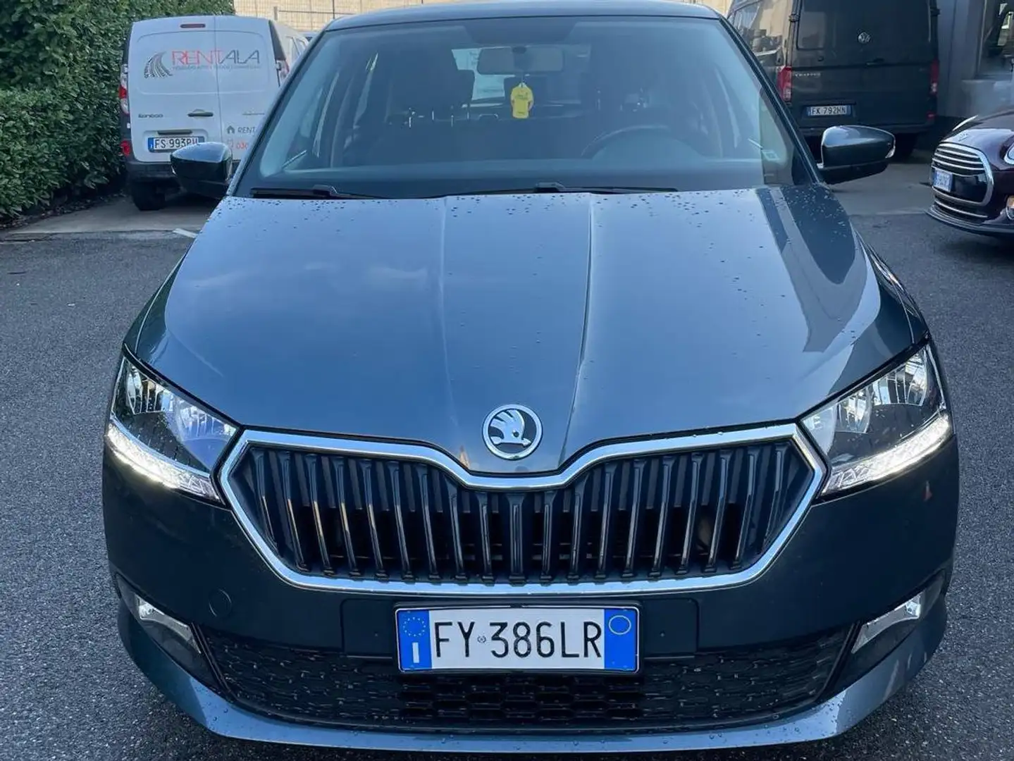 Skoda Fabia Fabia III 2015 Berlina 1.0 mpi Business 60cv my19 Grigio - 1