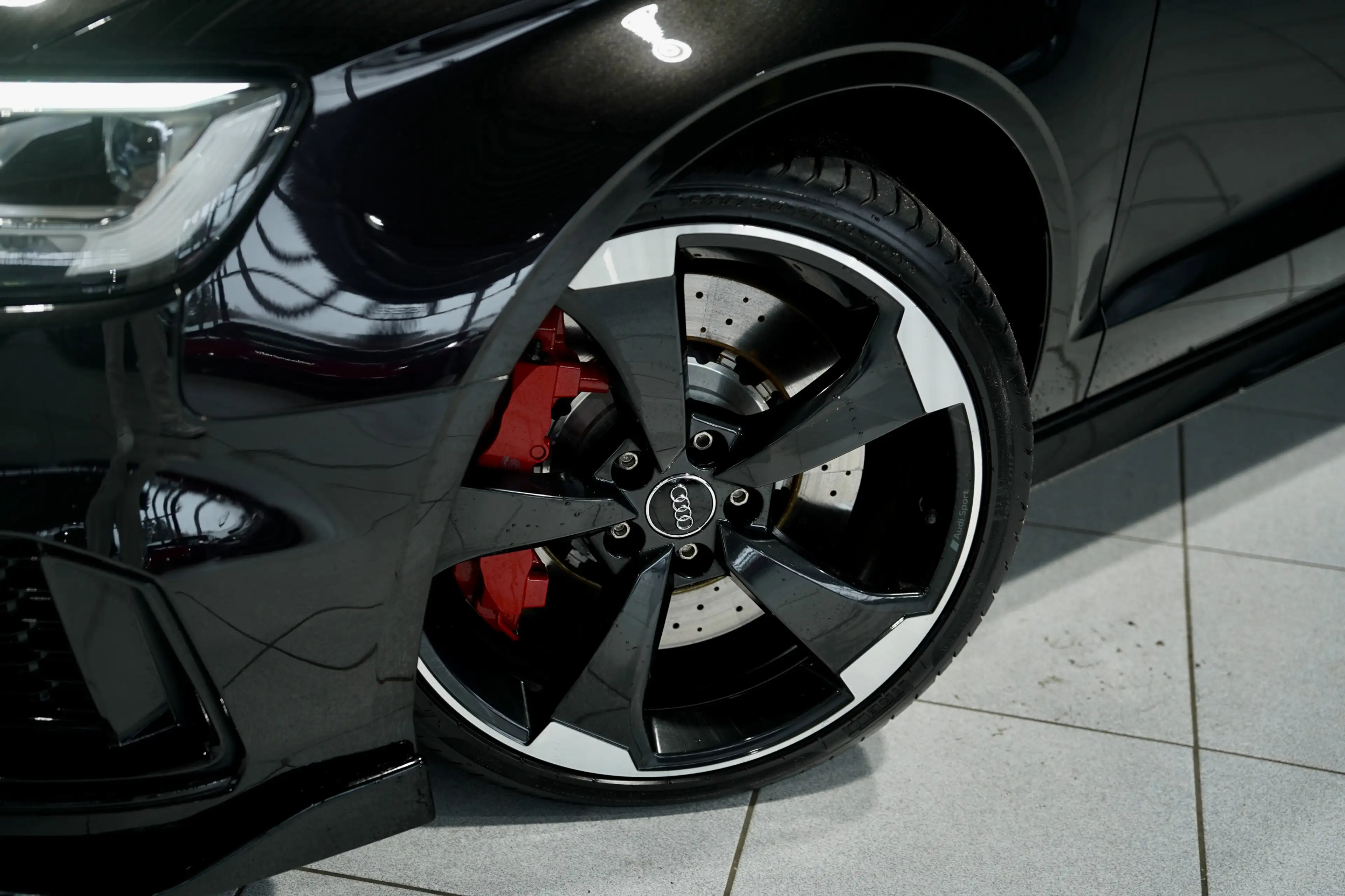 Audi RS3 q. Limousine *B&O *Pano *19 *Virtual *NOOPF — photo 3