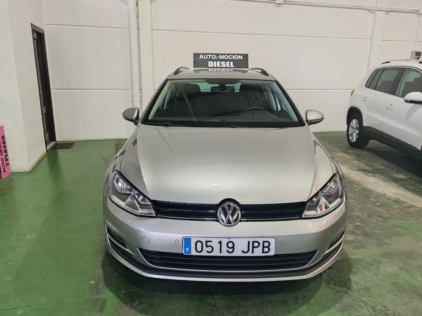 Volkswagen Golf Variant 1.6TDI CR BMT Advance 110 Plateado - 2