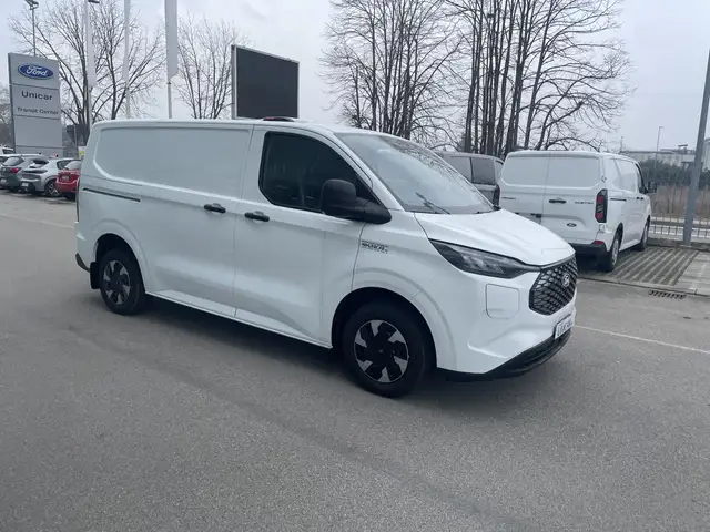 Ford E-Transit CUSTOM 320L1H1 TREND 71KWH/136CV