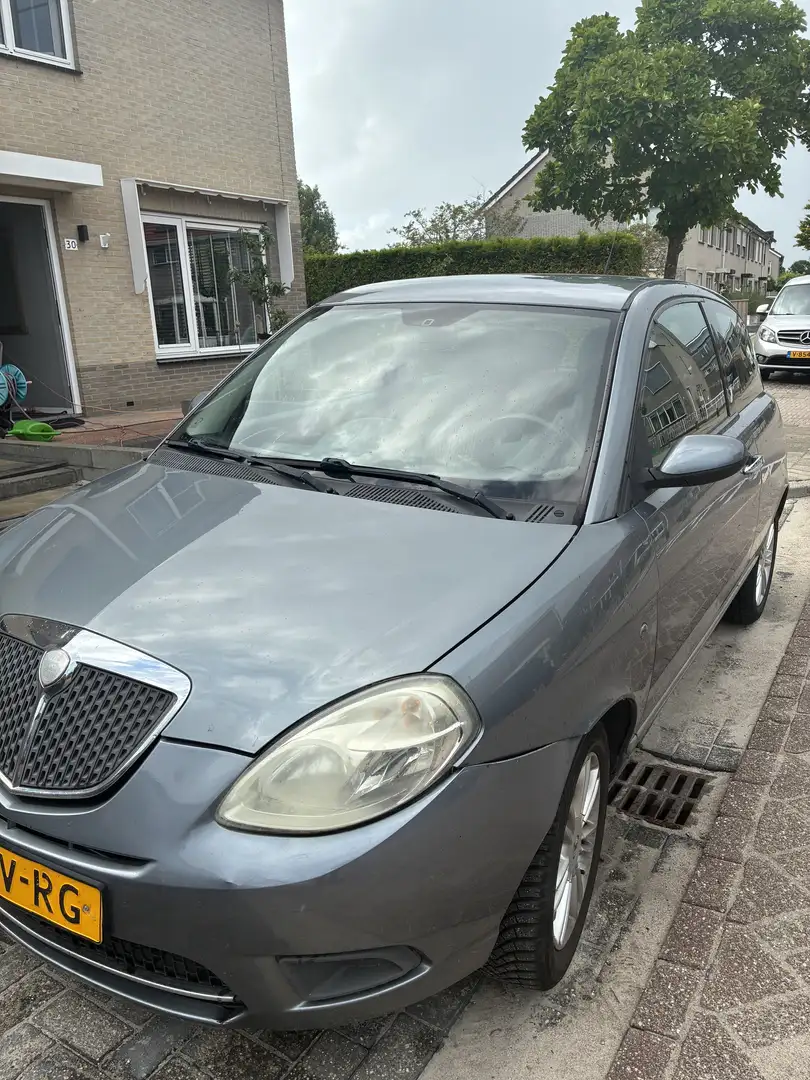 Lancia Ypsilon - 2