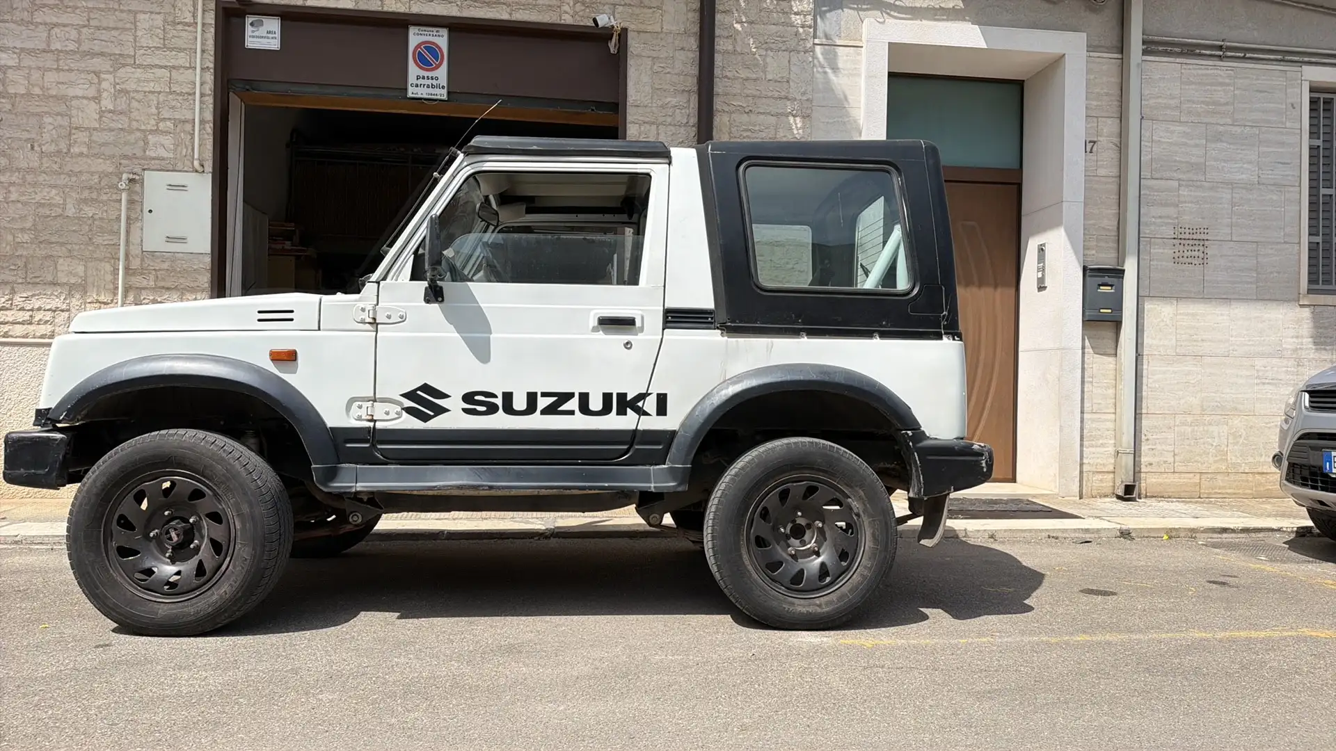 Suzuki SJ Samurai Cabrio - 2