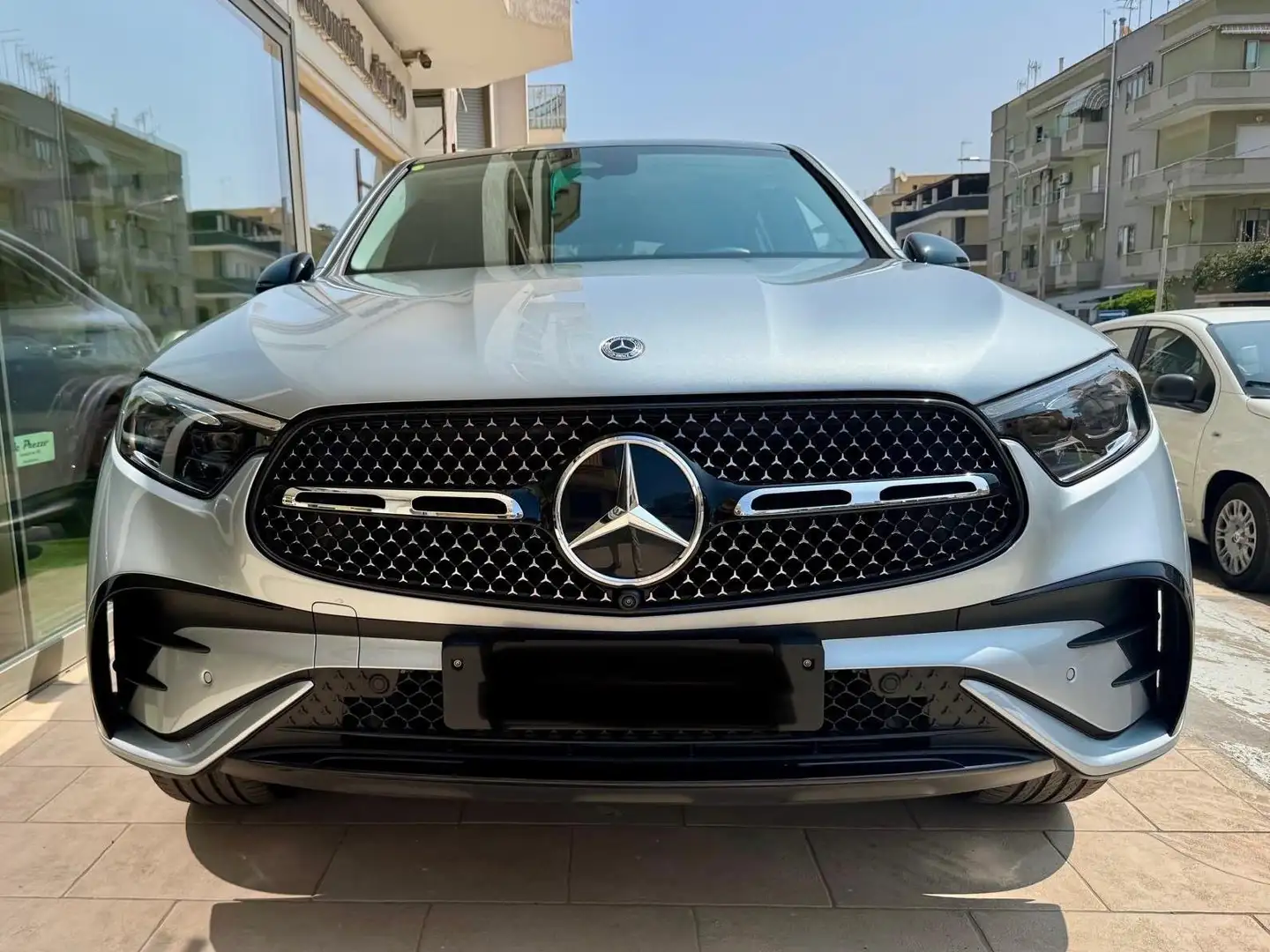 Mercedes-Benz GLC 300 Coupe de phev AMG Line Premium 4matic Grau - 2