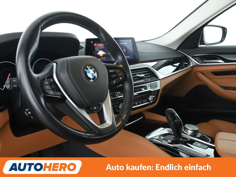 BMW 540 540i xDrive Luxury Line Aut.*NAVI*HUD*ACC*LED*CAM* — photo 11