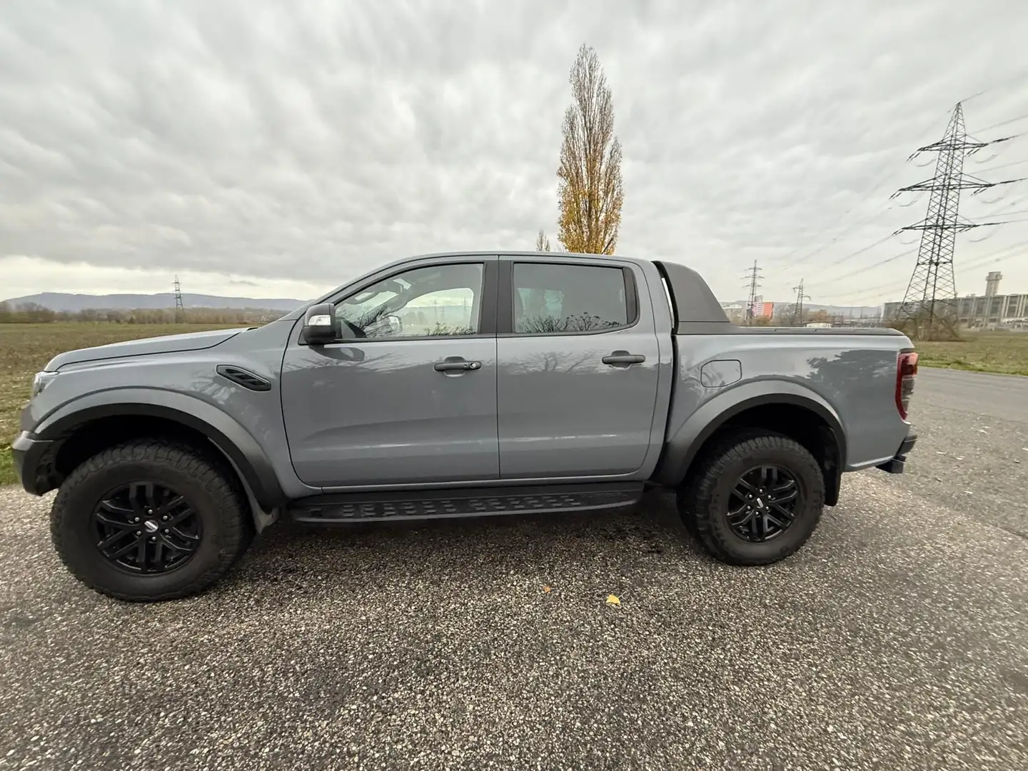 Ford Ranger Raptor Grau - 1