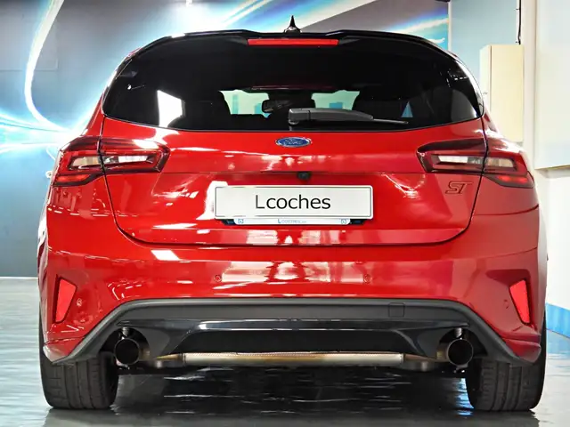 Ford Focus view 9