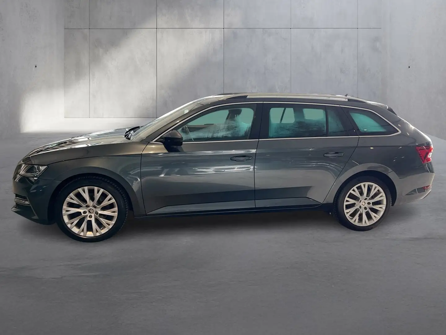 Skoda Superb iV Style DSG Gris - 2