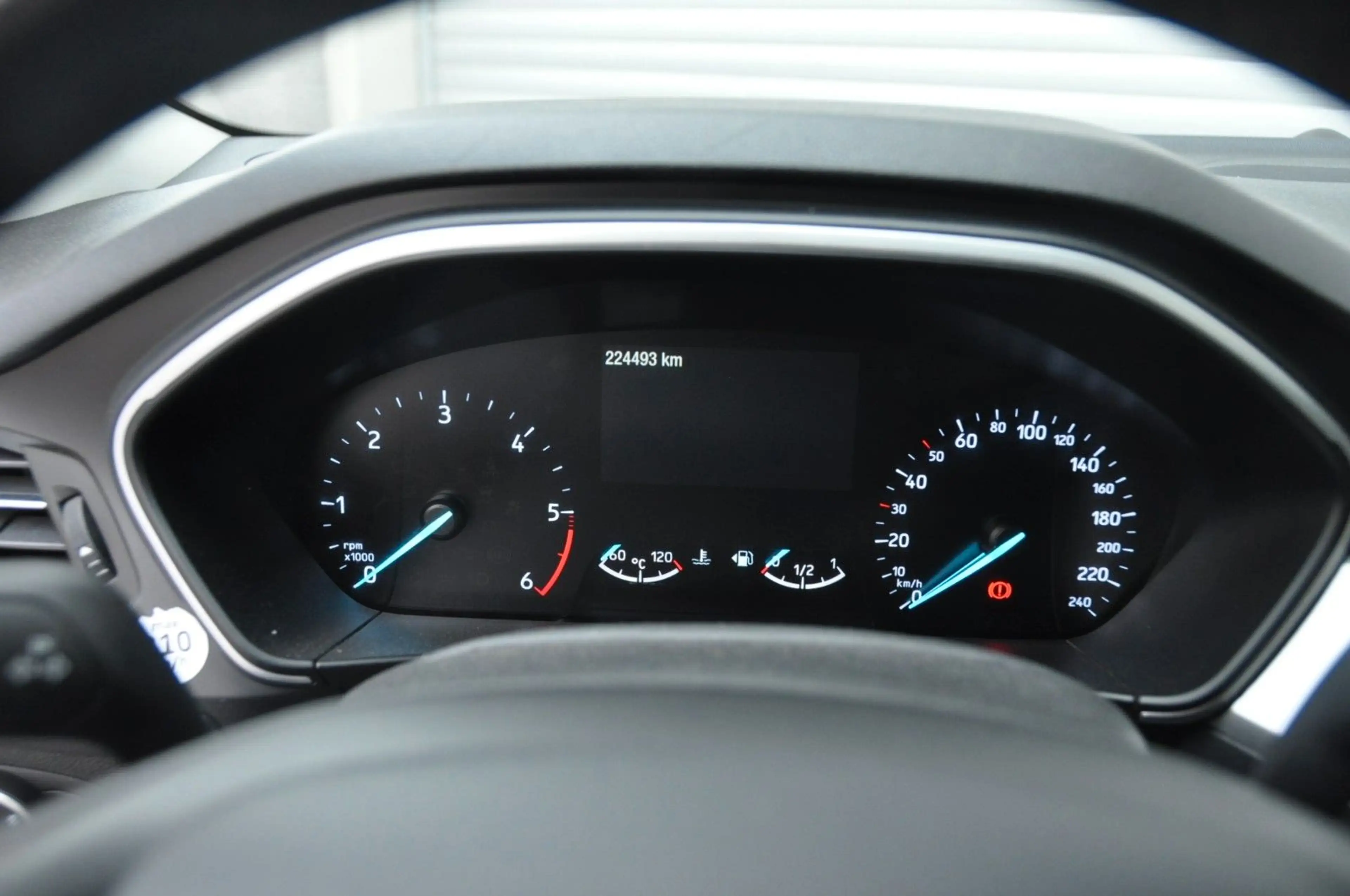 Ford Focus 2,0 tdci Turnier Cool & Connect — photo 9