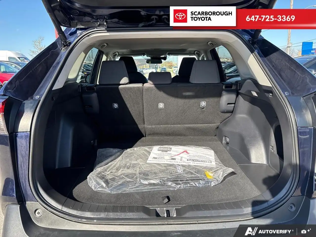 Toyota RAV 4 снимка Toyota RAV 4