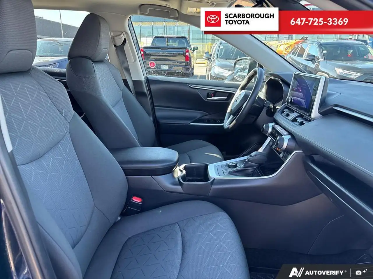 Toyota RAV 4 снимка Toyota RAV 4