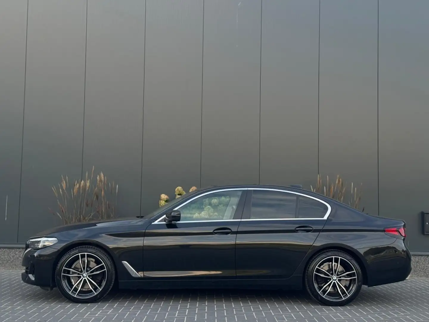 BMW 520 5-serie 520i High Exe m2021 FULL SCHUIFDAK NAVI CA Noir - 2
