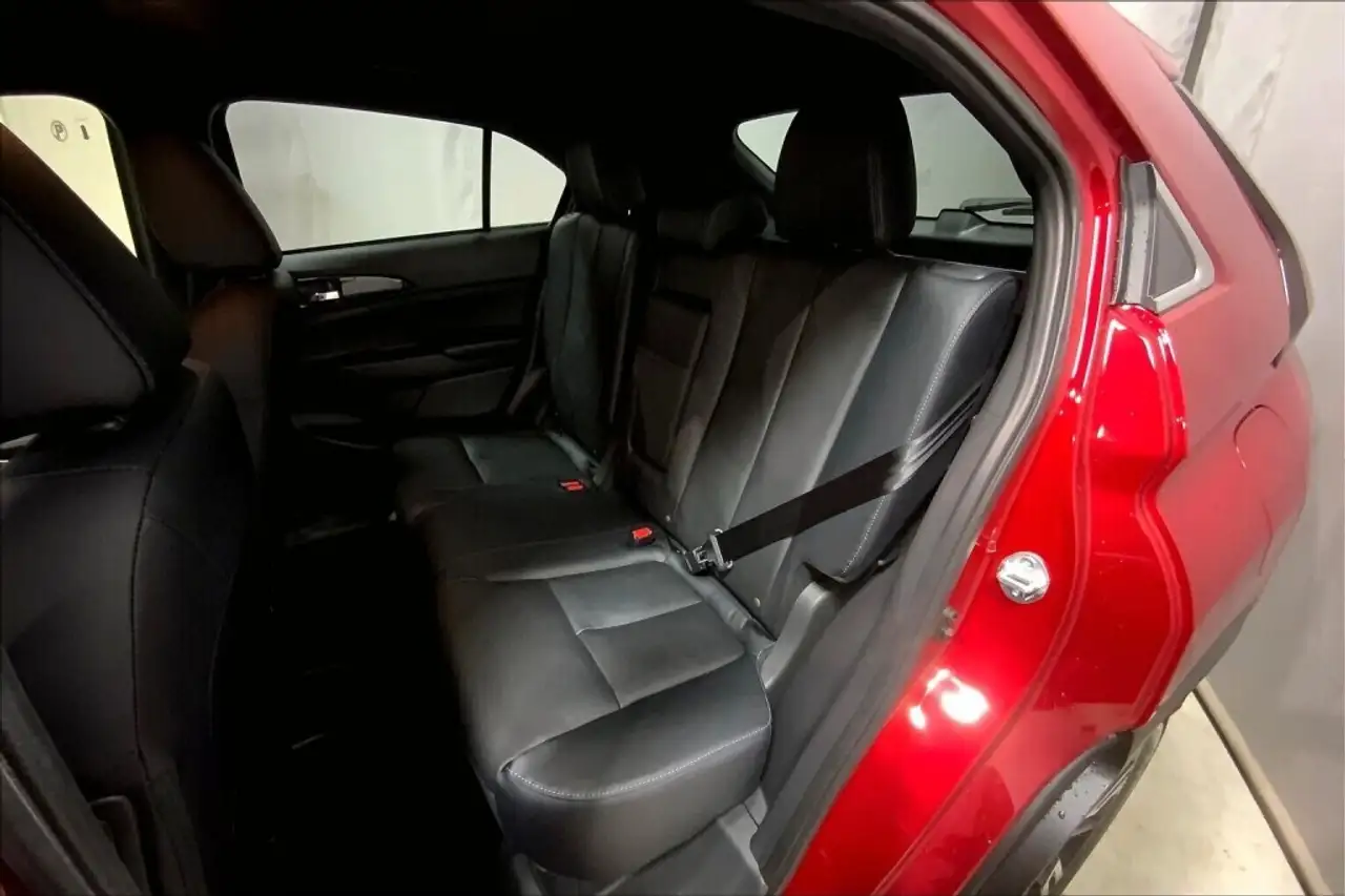 Mitsubishi Eclipse Cross снимка Mitsubishi Eclipse Cross