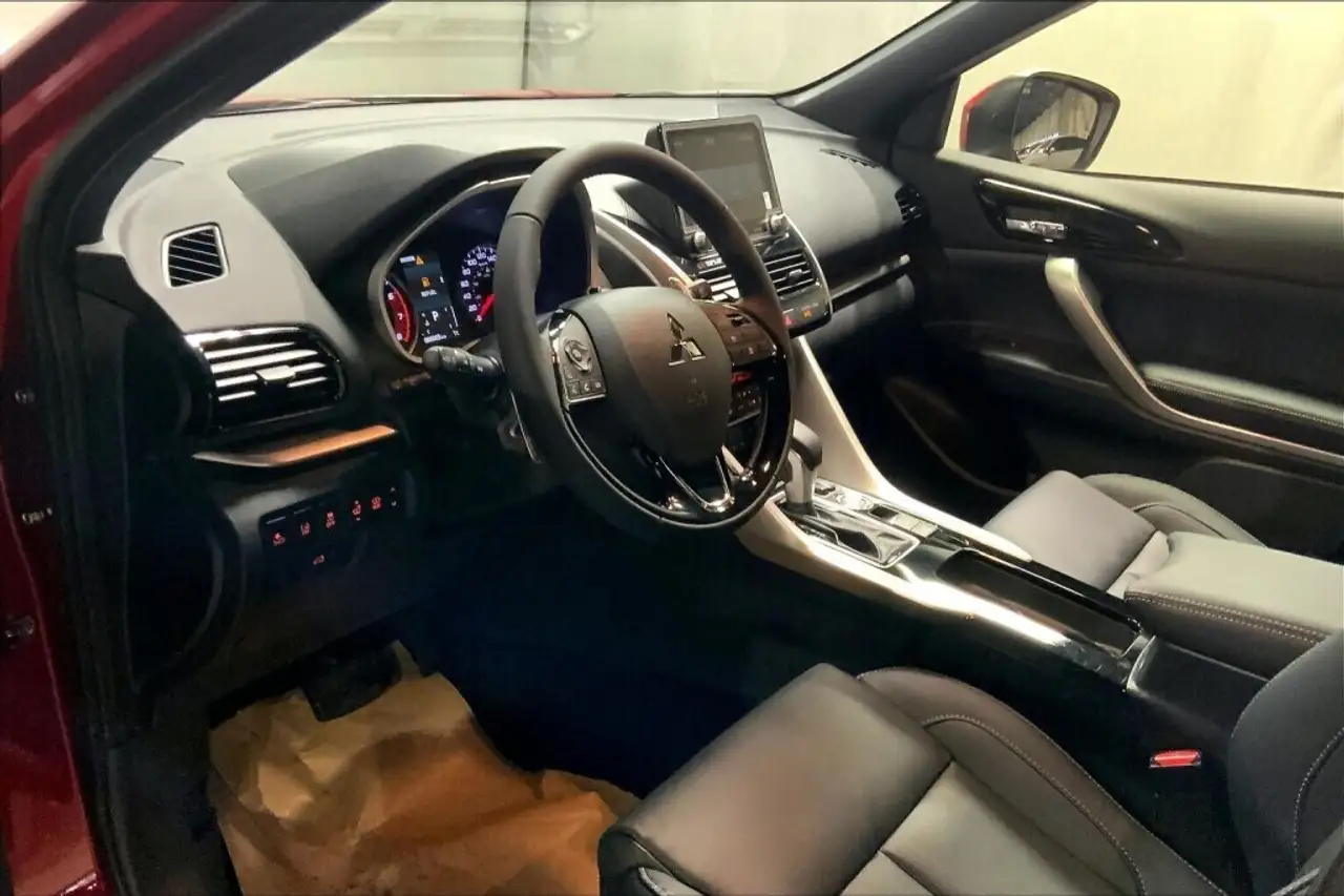 Mitsubishi Eclipse Cross снимка Mitsubishi Eclipse Cross