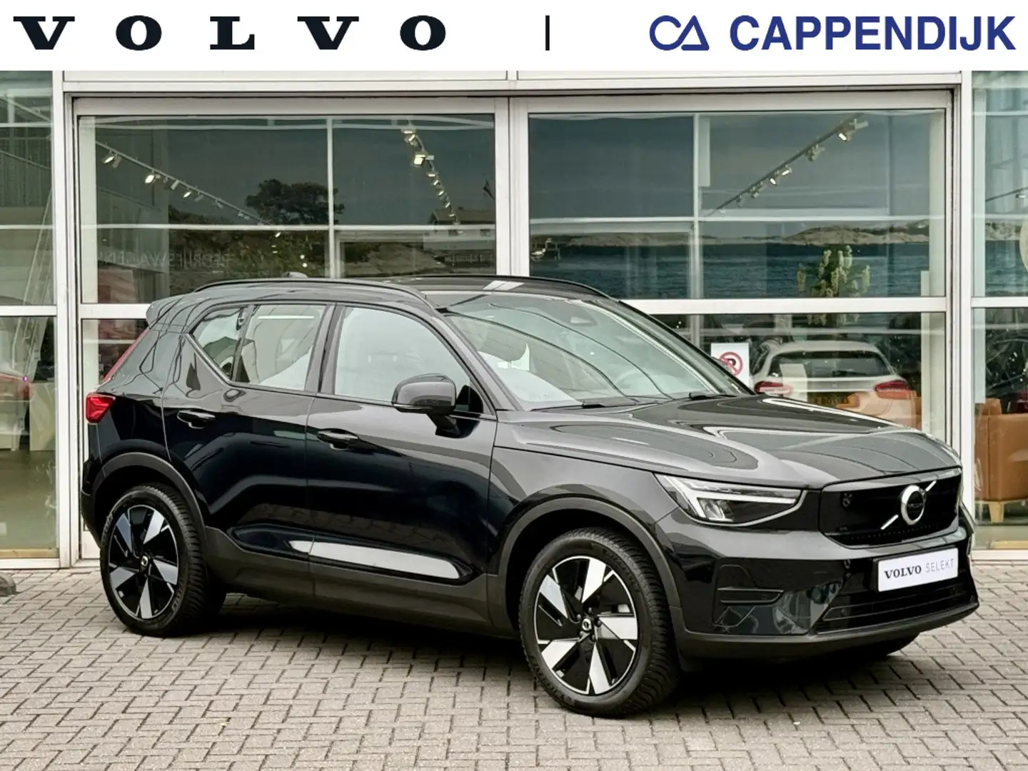 Volvo EX40 Extended Plus 82 kWh/252PK| Adap.Cruise| Trekhaak| Zwart - 1