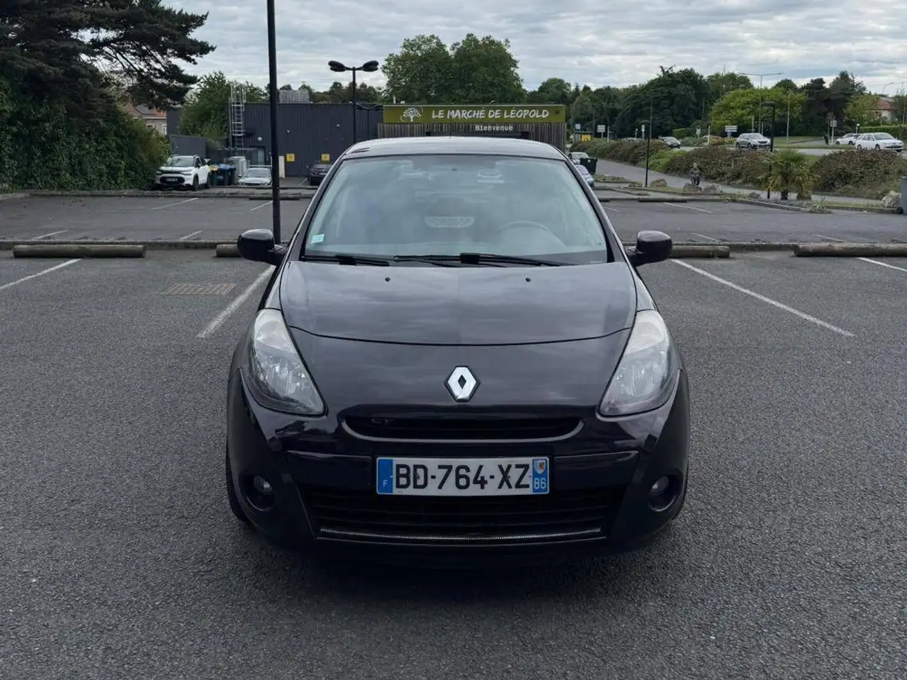 Renault Clio Citadine 5 portes — photo 2