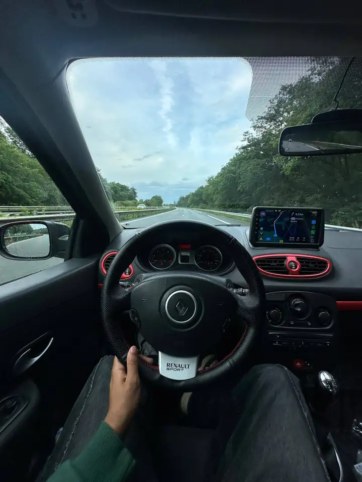 Renault Clio Citadine 5 portes — photo 12