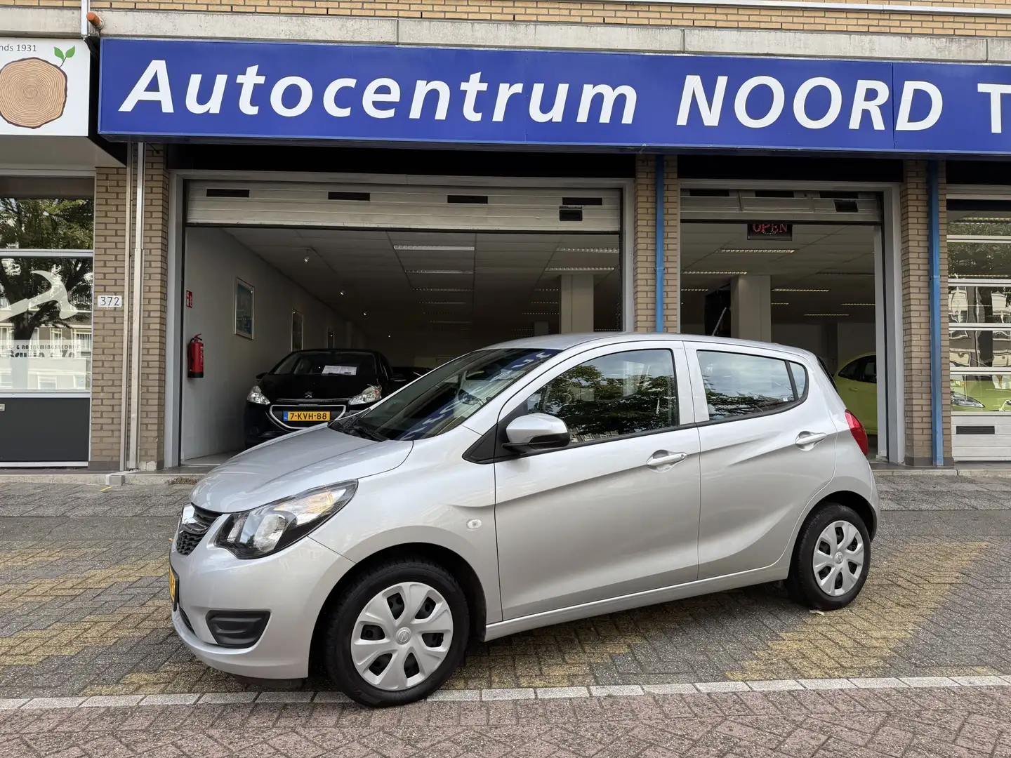 Opel Karl 1.0 ecoFLEX Edition 32875KM! NAP | 1e Eigenaar | A Grijs - 1
