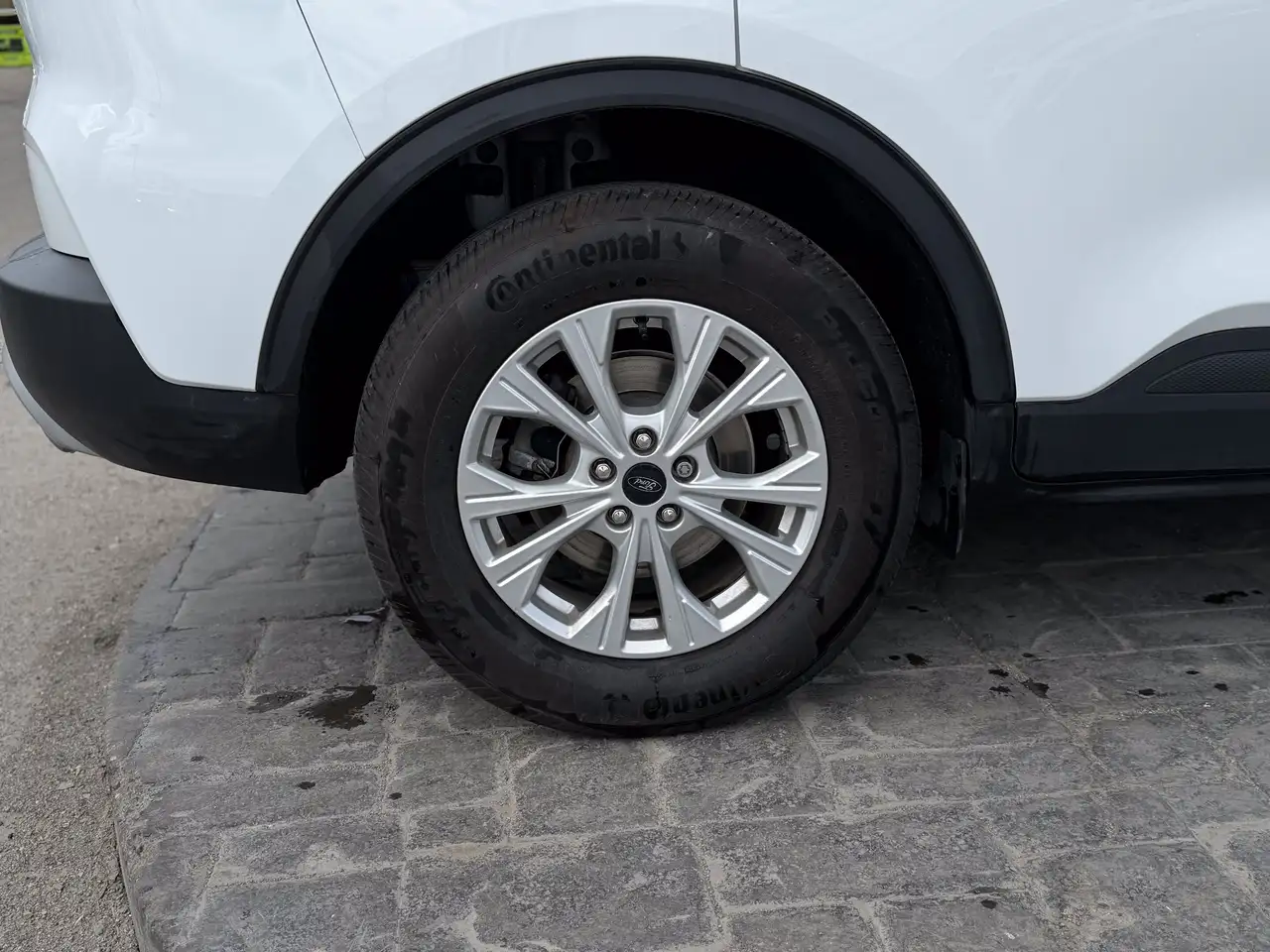 Ford Escape снимка Ford Escape