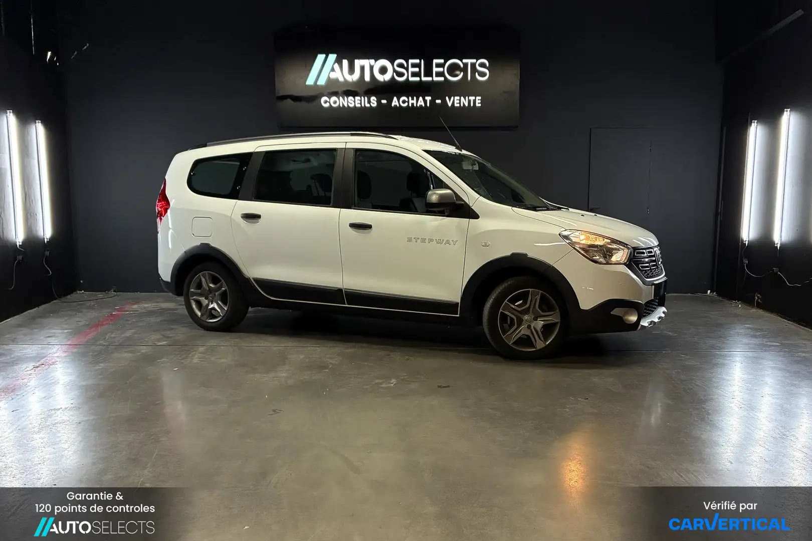 Dacia Lodgy Stepway 1,3 TCe 130cv 7 places | Carvertical Dispo Blanc - 1