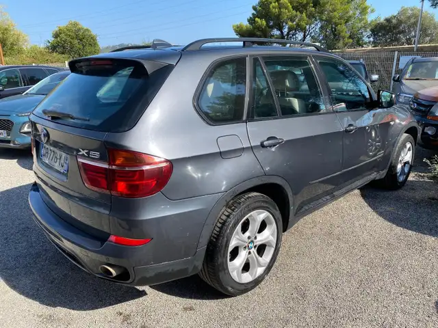 BMW X5 X5 view 3