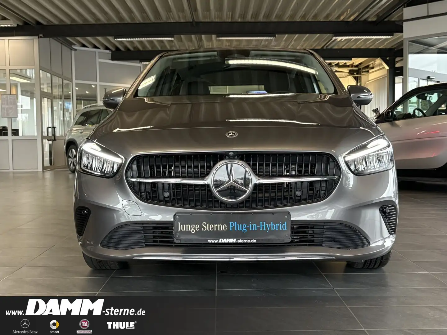 Mercedes-Benz B 250 B 250 e Progressive Adv +/Kamera/LED/Winter/MBUX Grau - 2