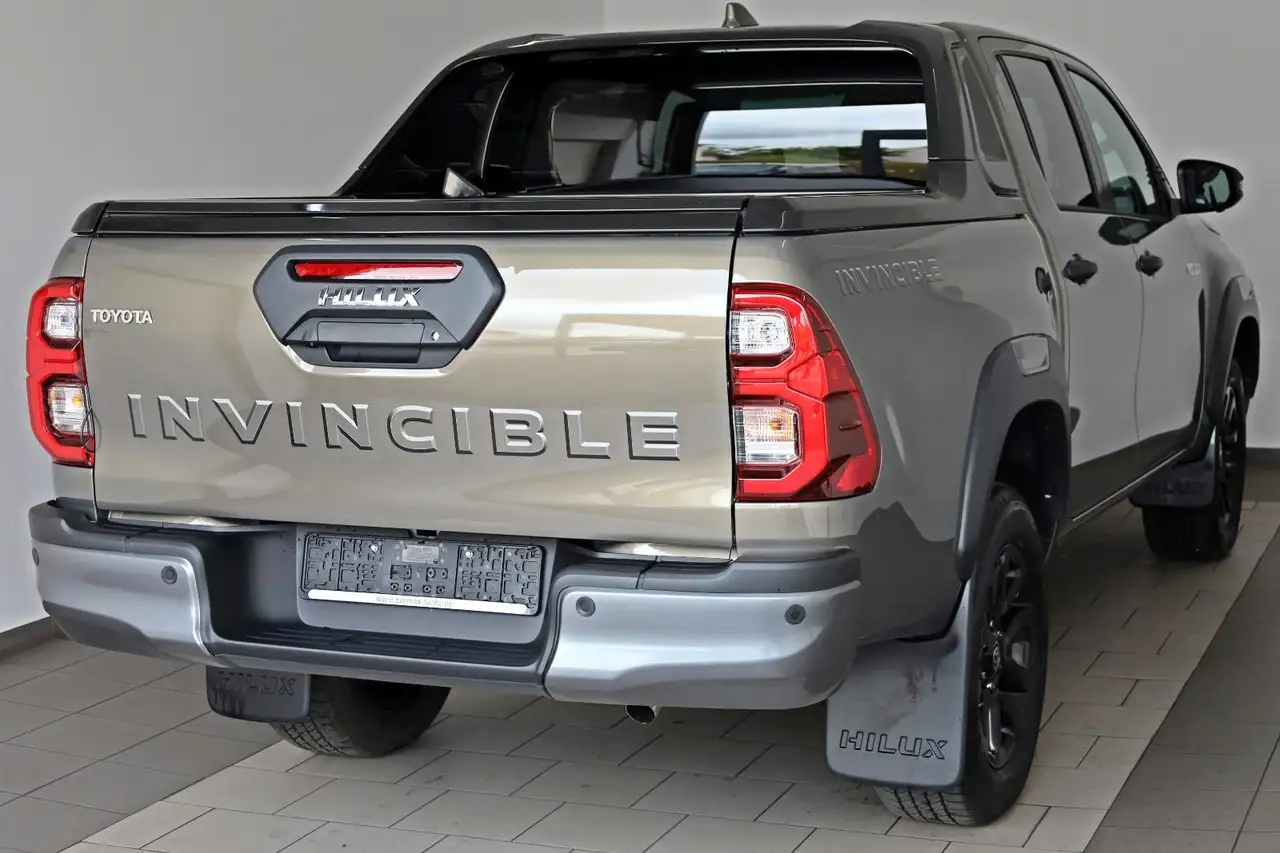 Toyota Hilux Sport Invincible ,Navi,Kamera,Rollo 2