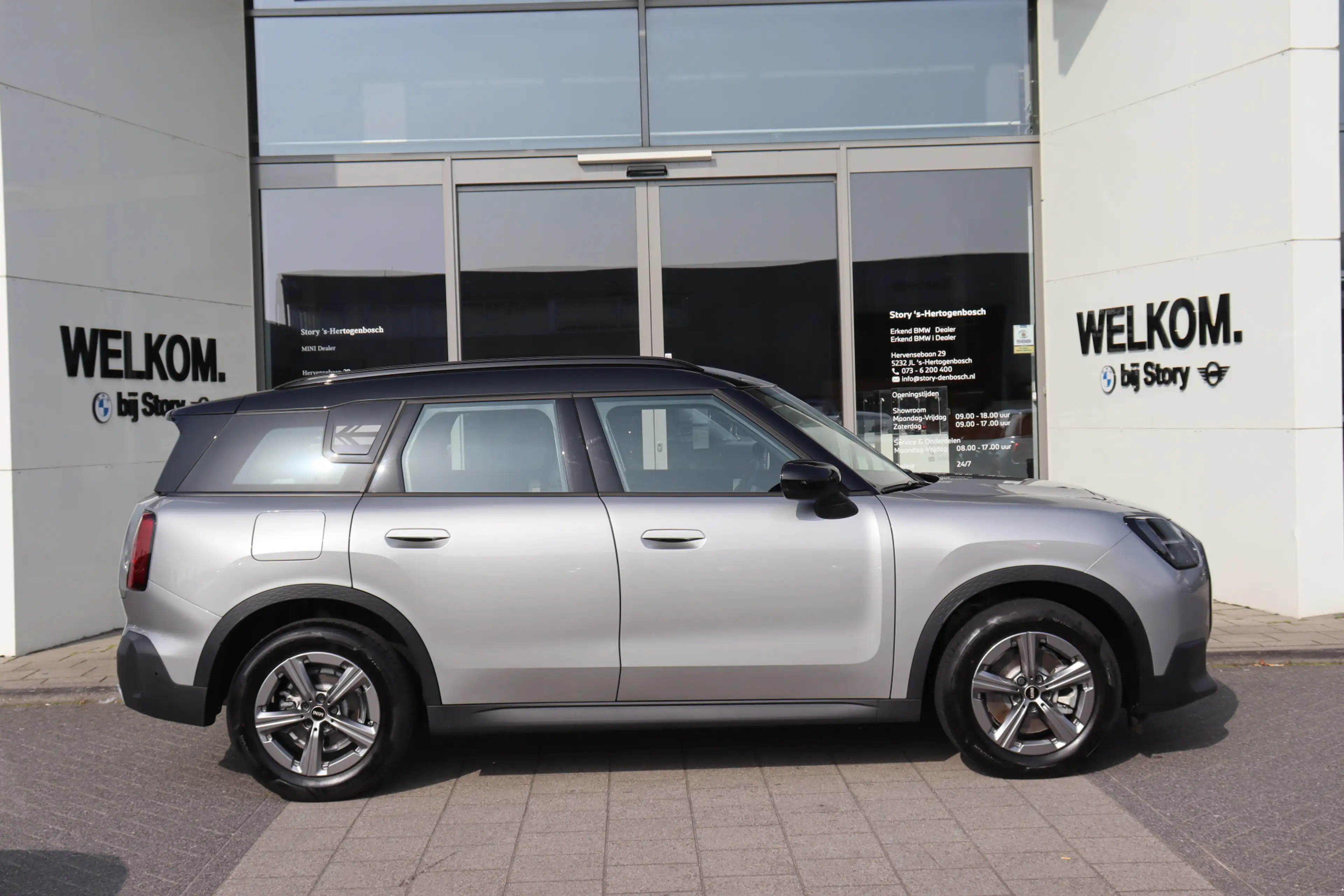MINI Countryman C Automaat / Classic / Pakket XS / 17" Profile Spoke — photo 9