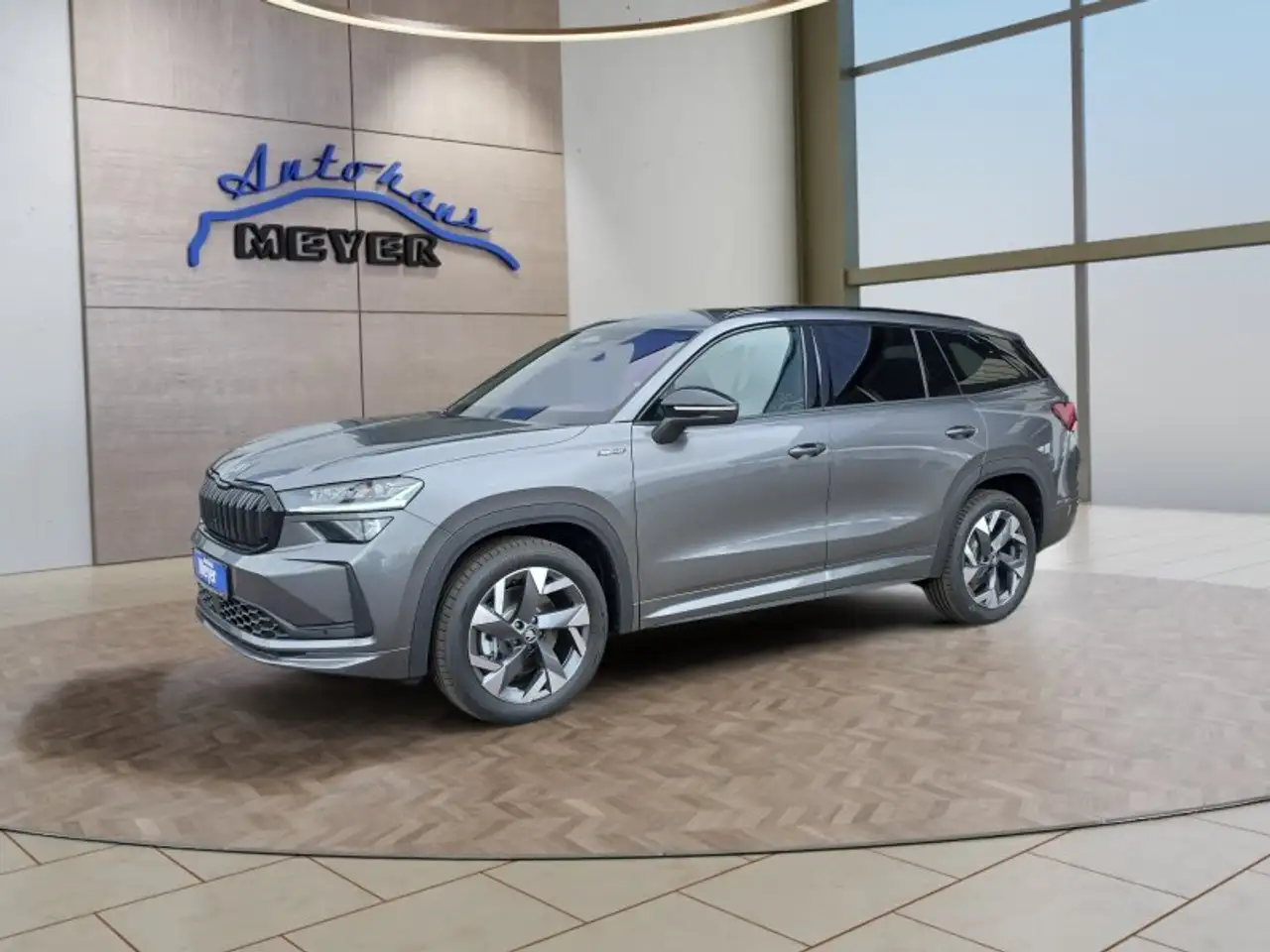 Skoda Kodiaq Sportline 1,5TSI DSG aAHK/5 J.Gar/Matrix/Navi/ACC/ — миниатюра 1