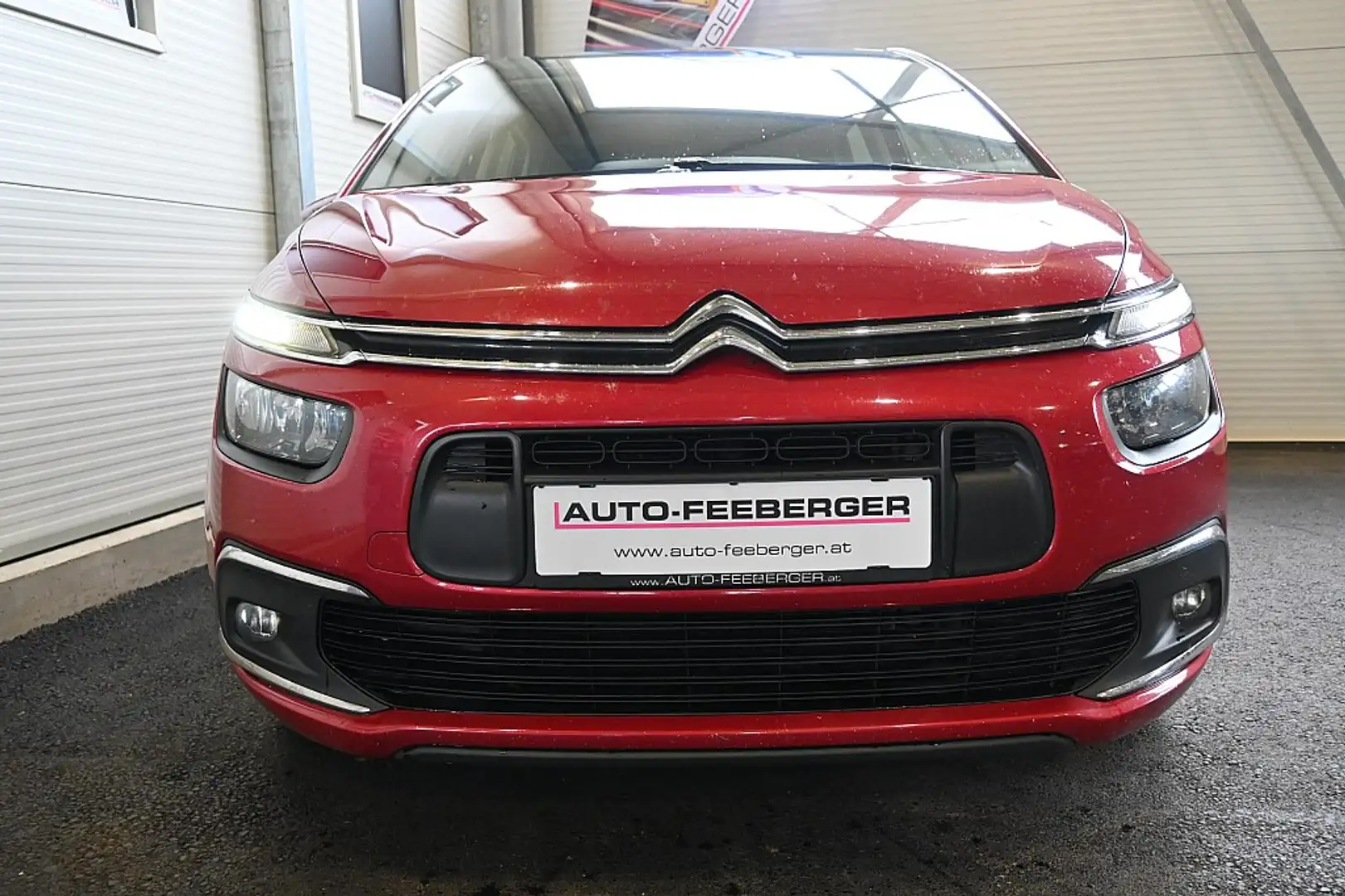 Citroen C4 Picasso BlueHDi 120 S&S Feel Rood - 2