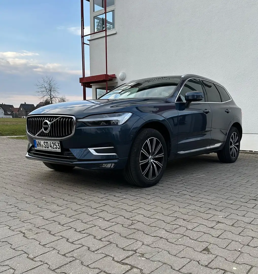 Volvo XC60 Inscription AWD Blau - 1