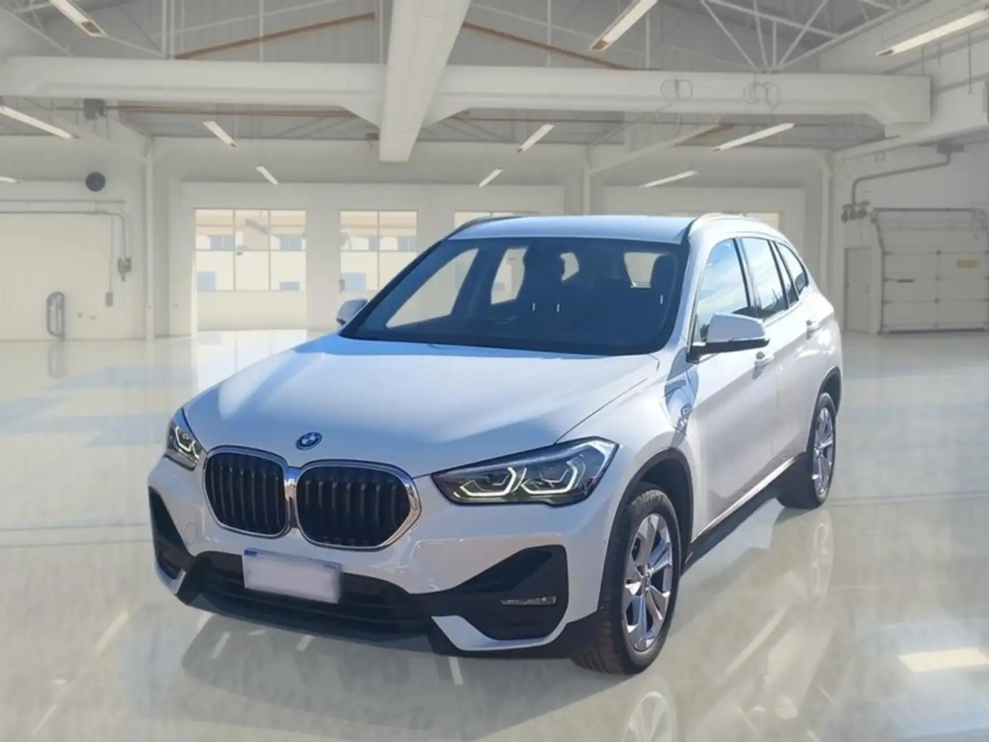 BMW X1 xDrive 25e Business Advantage automatico - 1