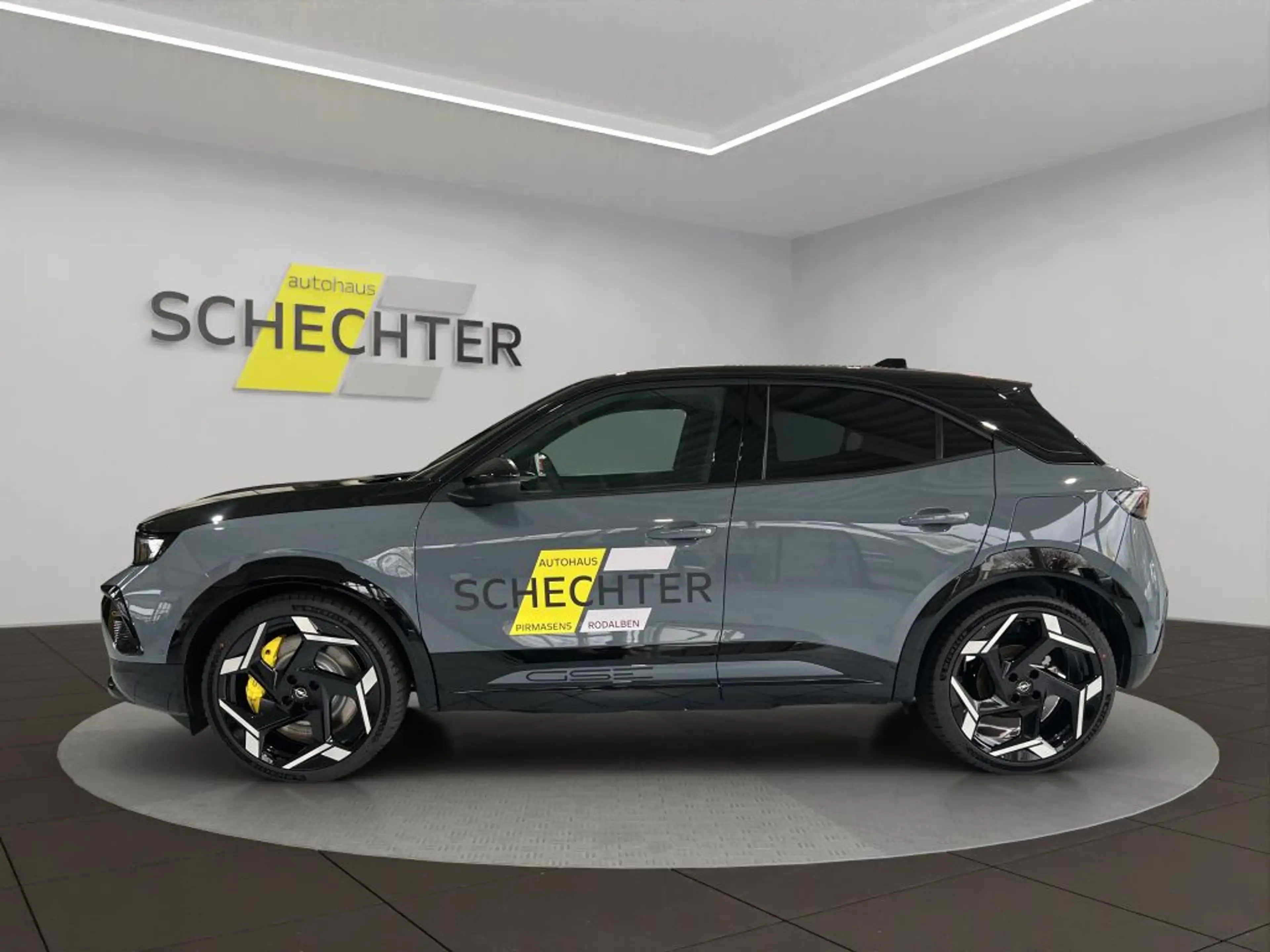 Opel Mokka-E GSE — photo 2