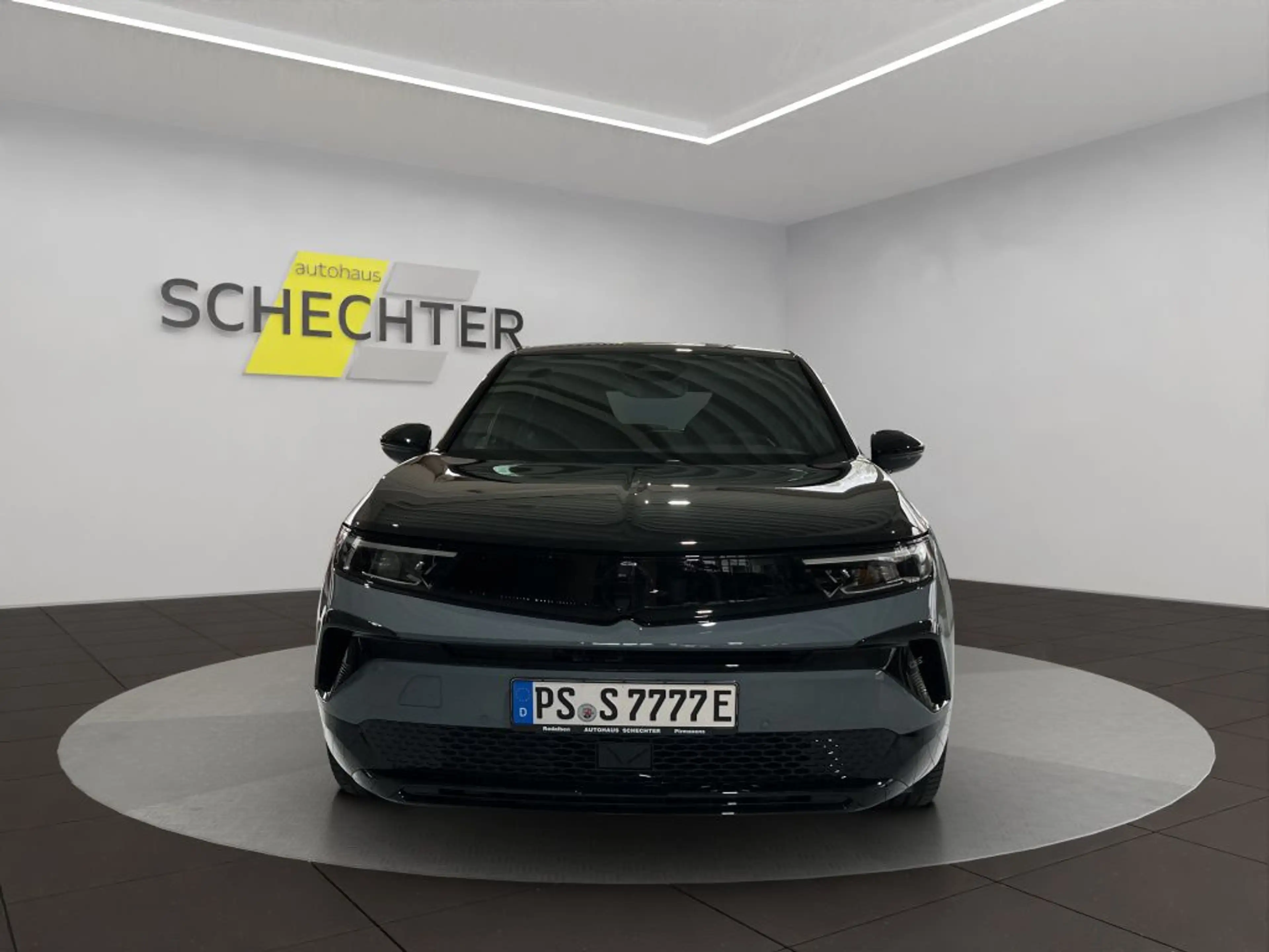 Opel Mokka-E GSE — photo 8