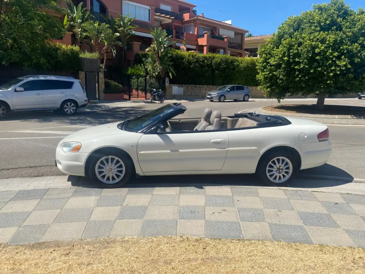 Chrysler Sebring Cabrio 2.7 V6 Limited Aut. Blanco - 1
