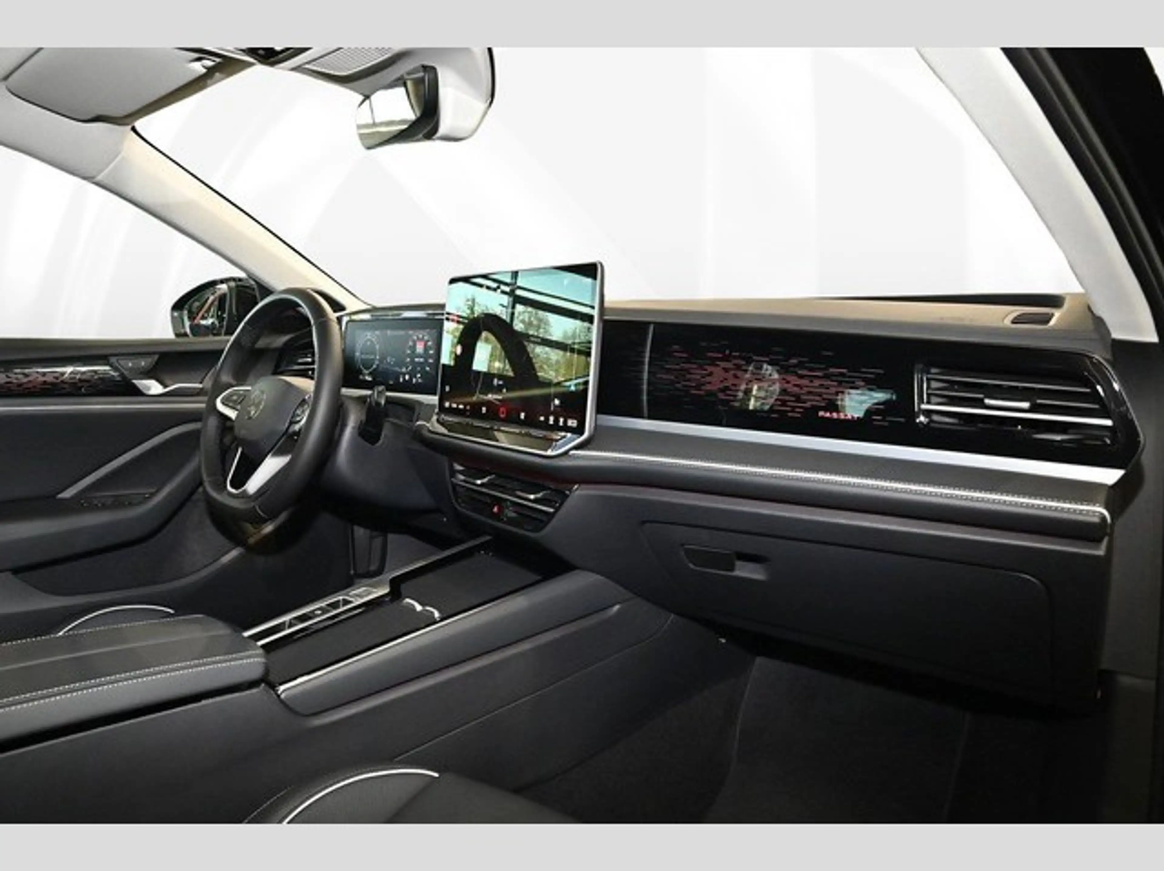 Volkswagen Passat Variant 1,5 l eHybrid DSG Elegance — photo 10