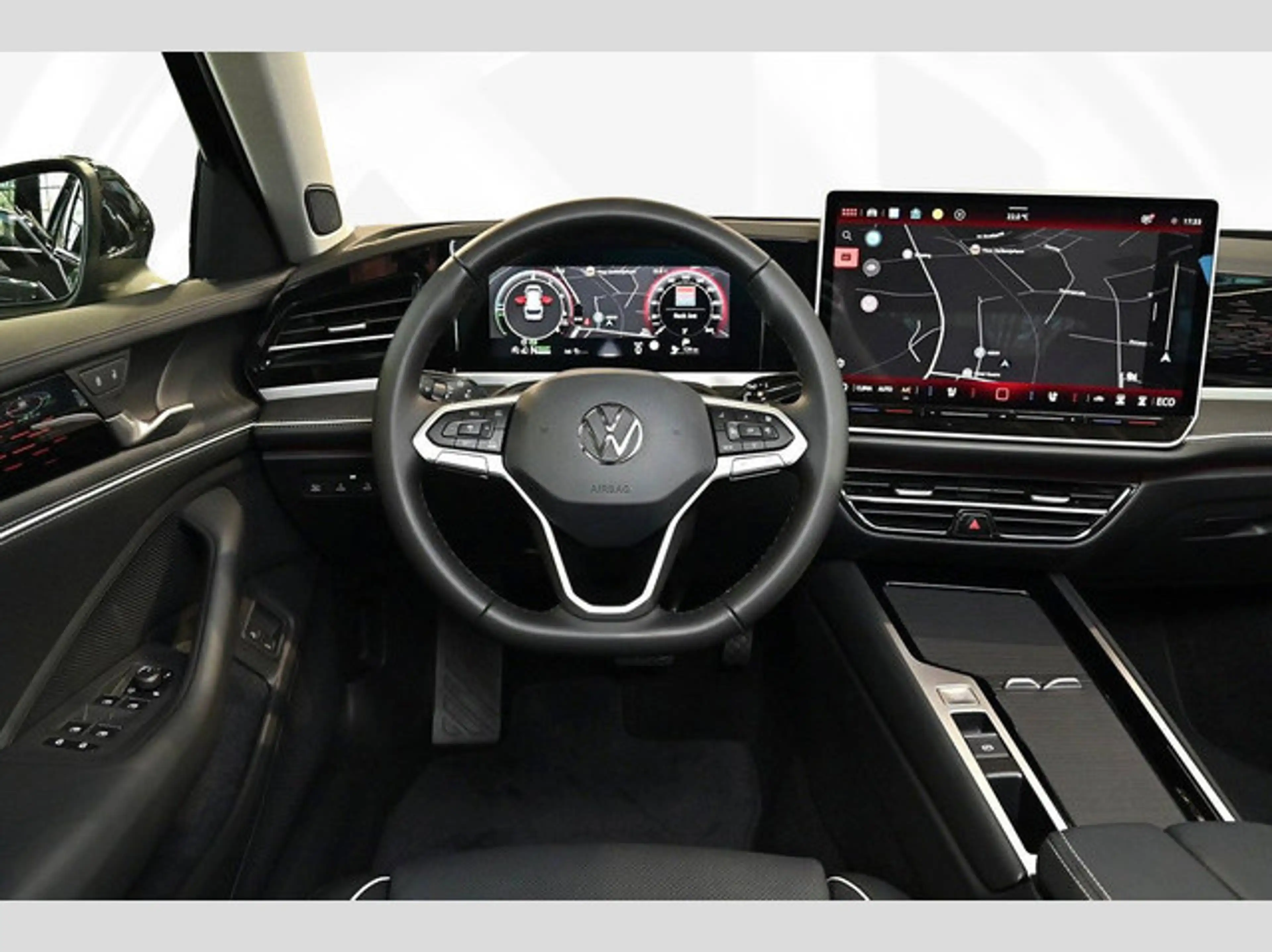 Volkswagen Passat Variant 1,5 l eHybrid DSG Elegance — photo 13
