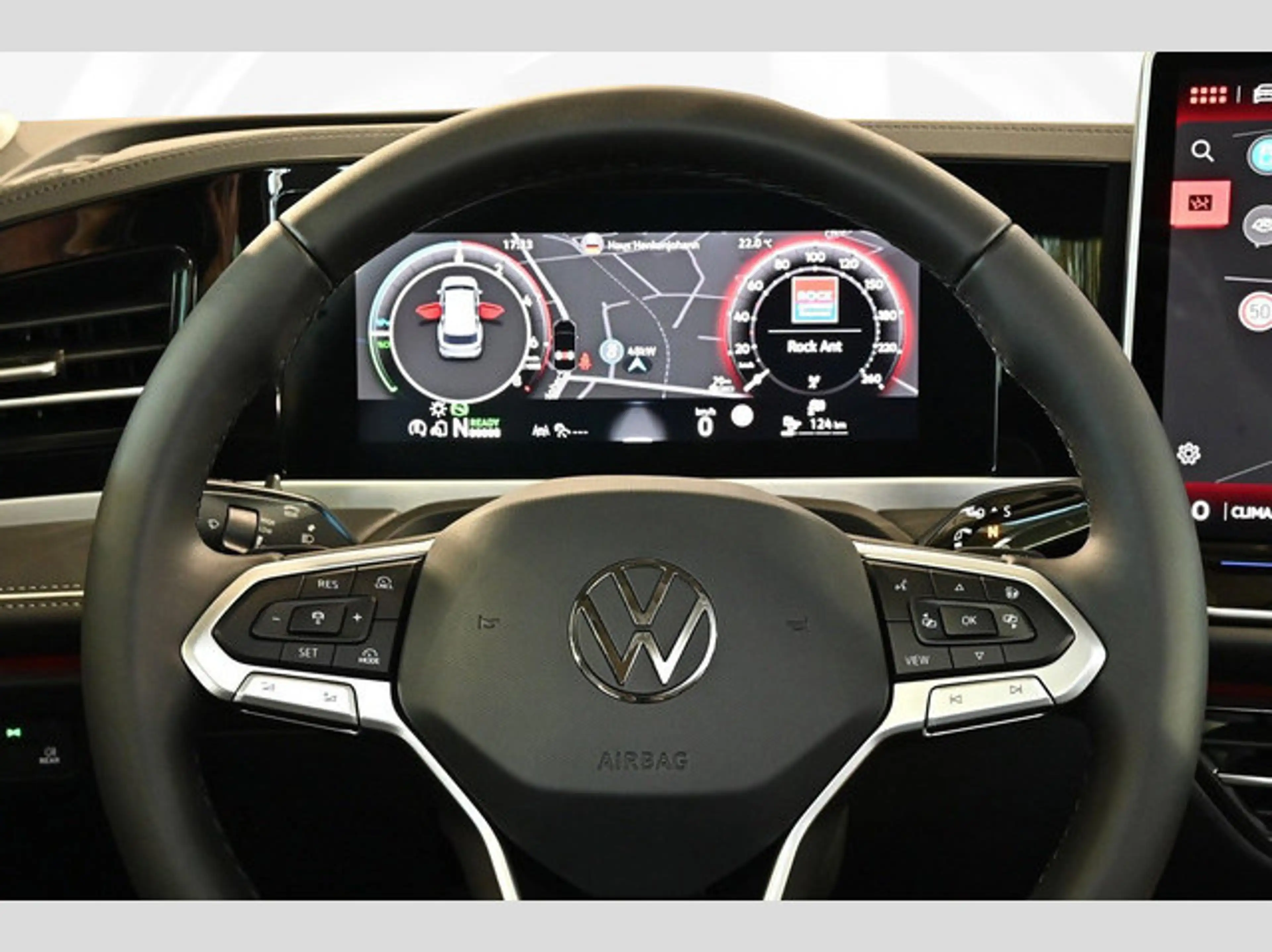 Volkswagen Passat Variant 1,5 l eHybrid DSG Elegance — photo 15