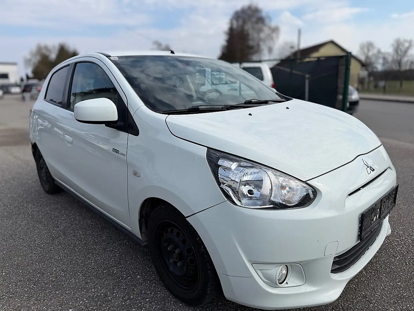Mitsubishi Space Star 1.2 Weiß - 2