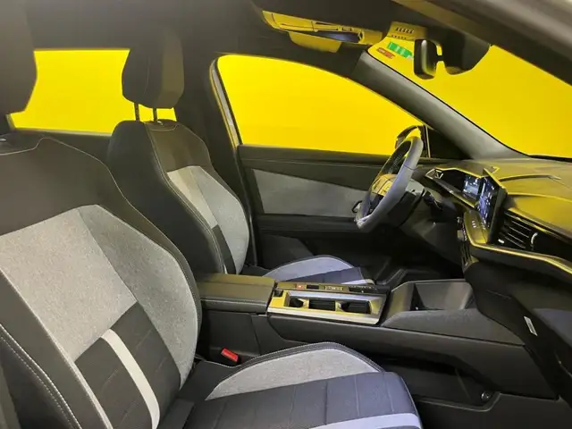 Opel Grandland view 14