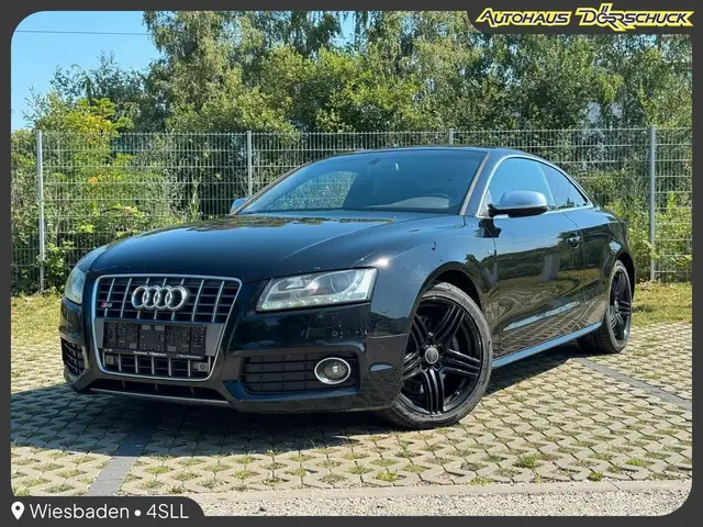 Audi S5 Coupé quattro V8. MANUELL. NAVI. AHK. SHZ