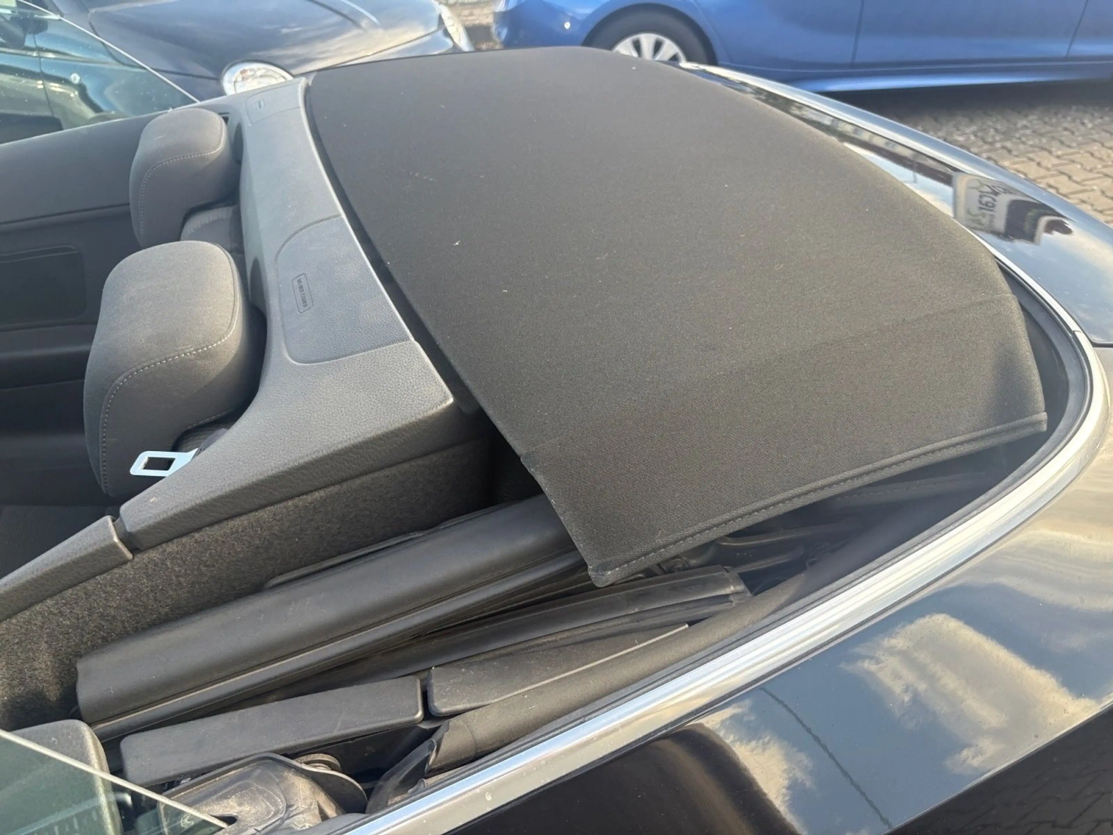 Volkswagen Golf VI Cabriolet Basis — photo 8