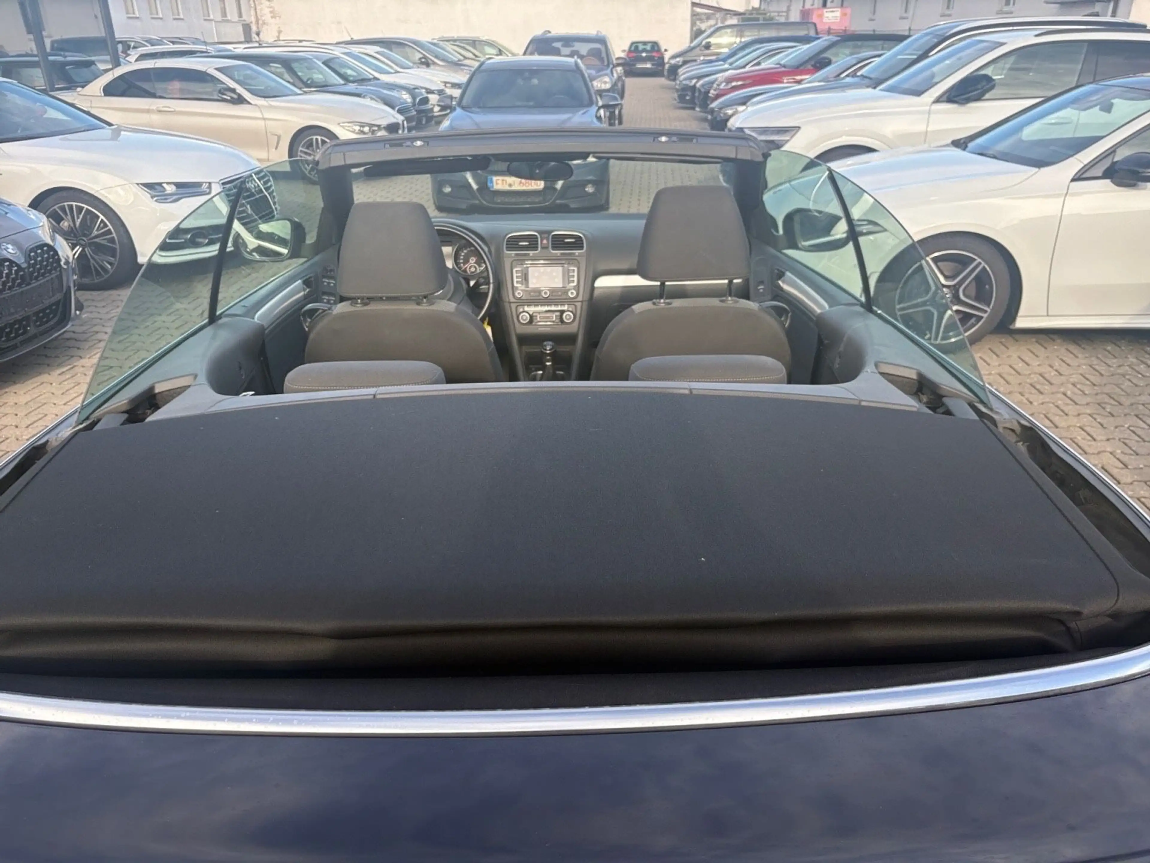 Volkswagen Golf VI Cabriolet Basis — photo 11