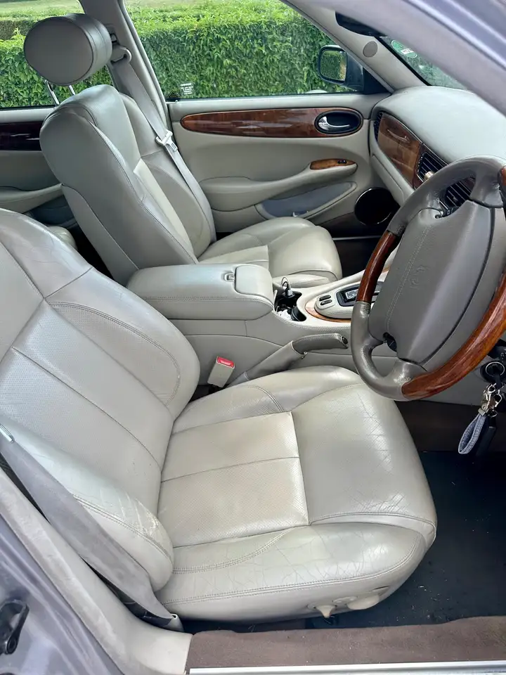 Jaguar XJ8 sovereign, foto 8
