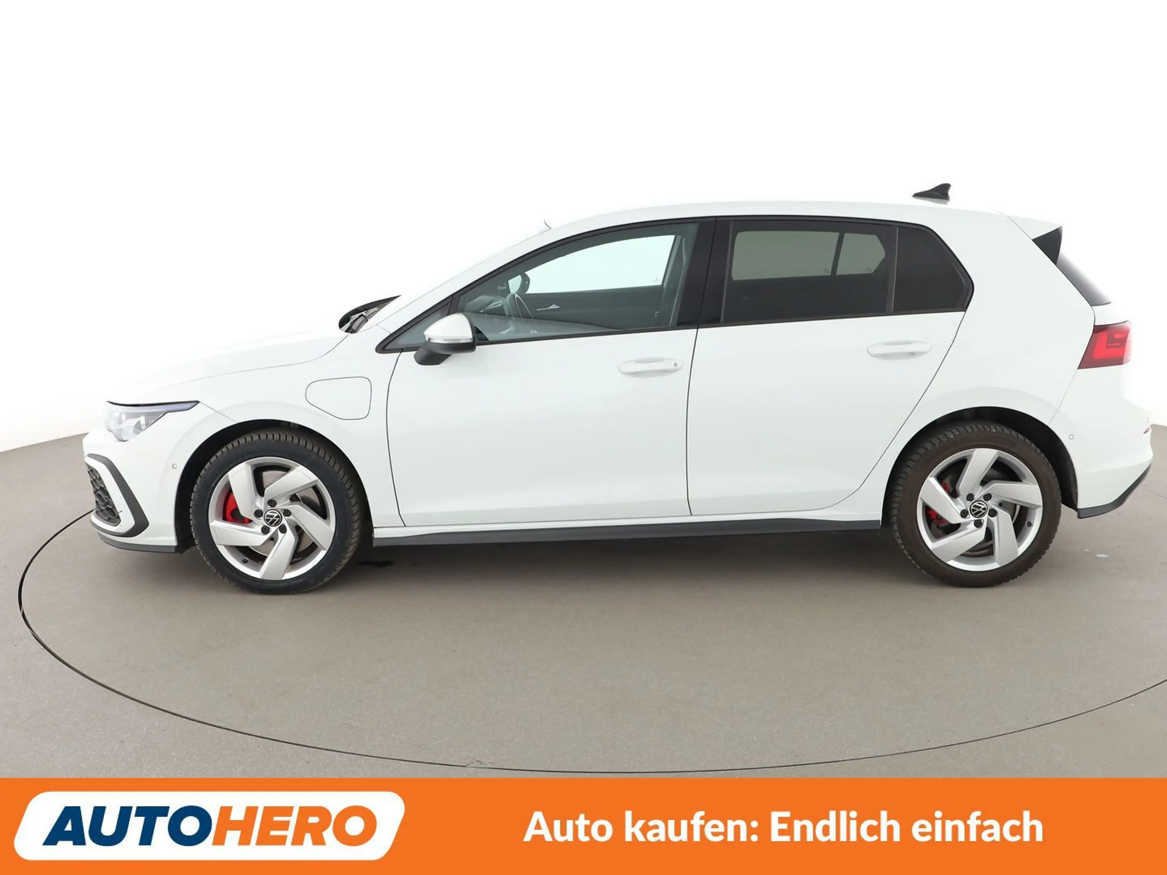 Volkswagen Golf GTE 1.4 GTE Aut. *NAVI*VC*LED*ACC*SHZ*STANDHZG* — photo 3