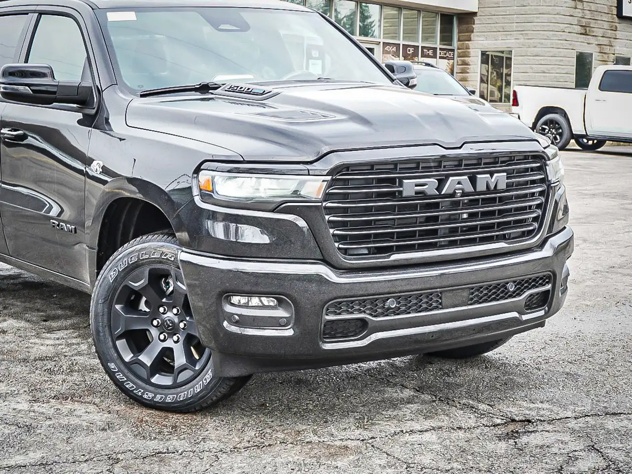 RAM 1500 снимка RAM 1500