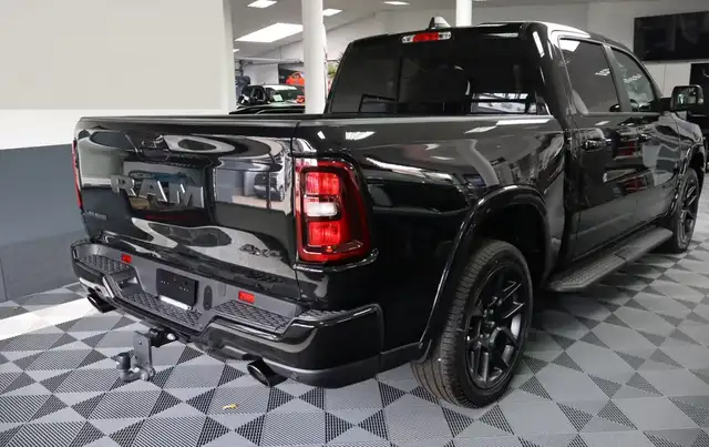 Ram 1500 view 15
