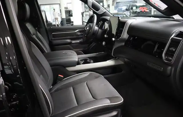 Ram 1500 view 8